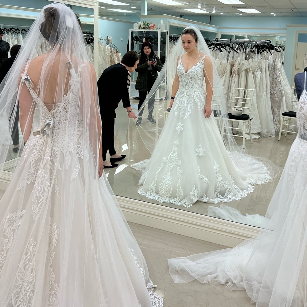 TRINITY BALL GOWN W/STRAPS